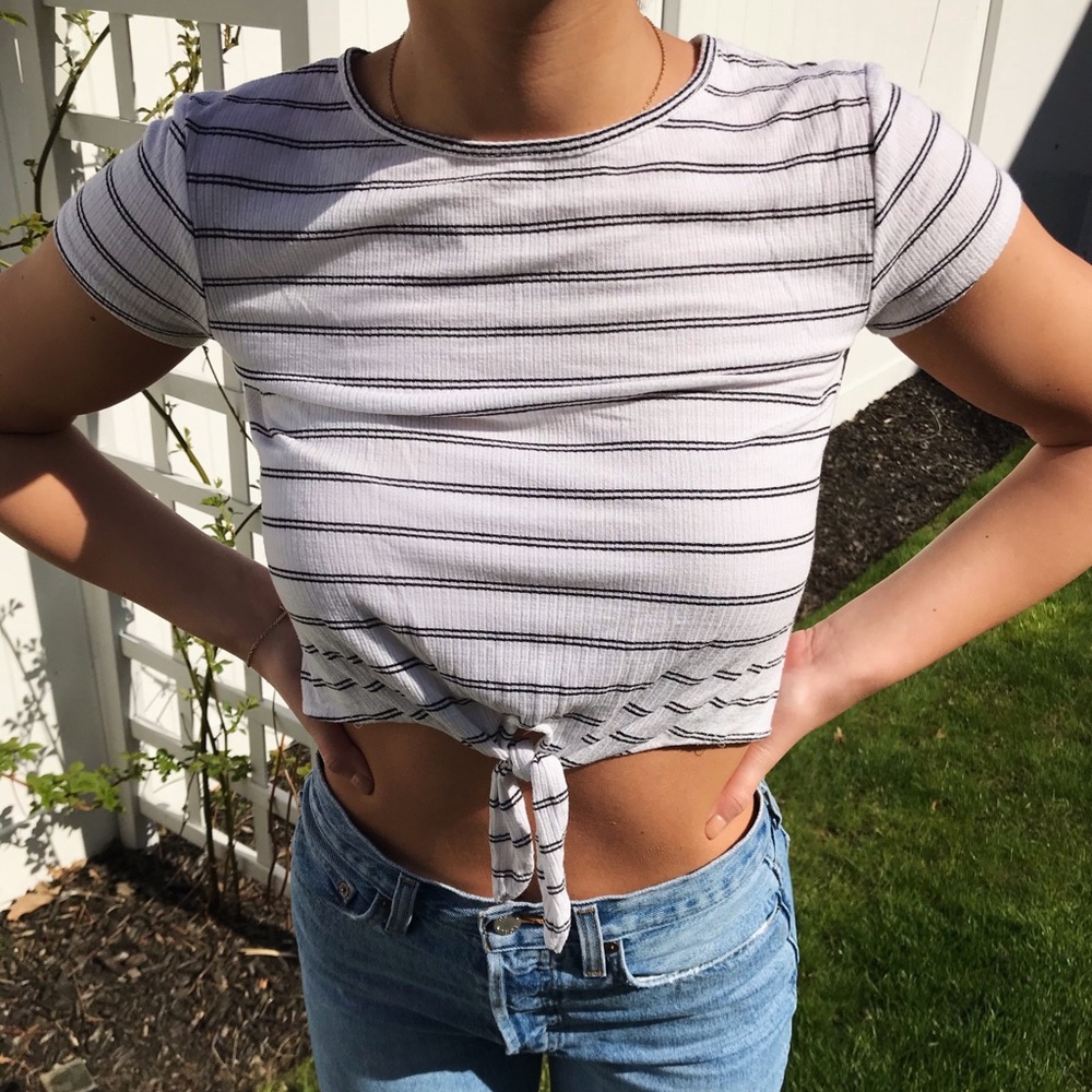 brandy melville crop top